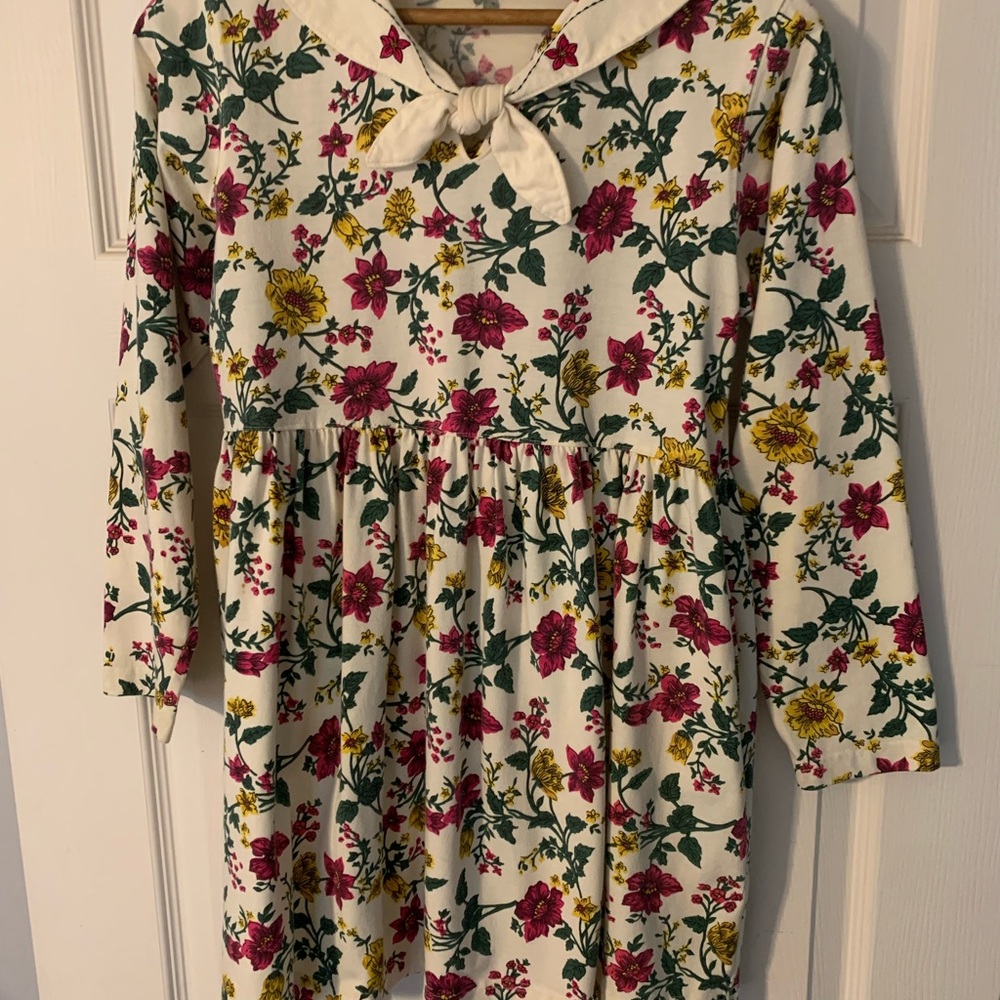 Vintage Floral Kids Dress with Bow. Girls sz 10-12/ medium.
